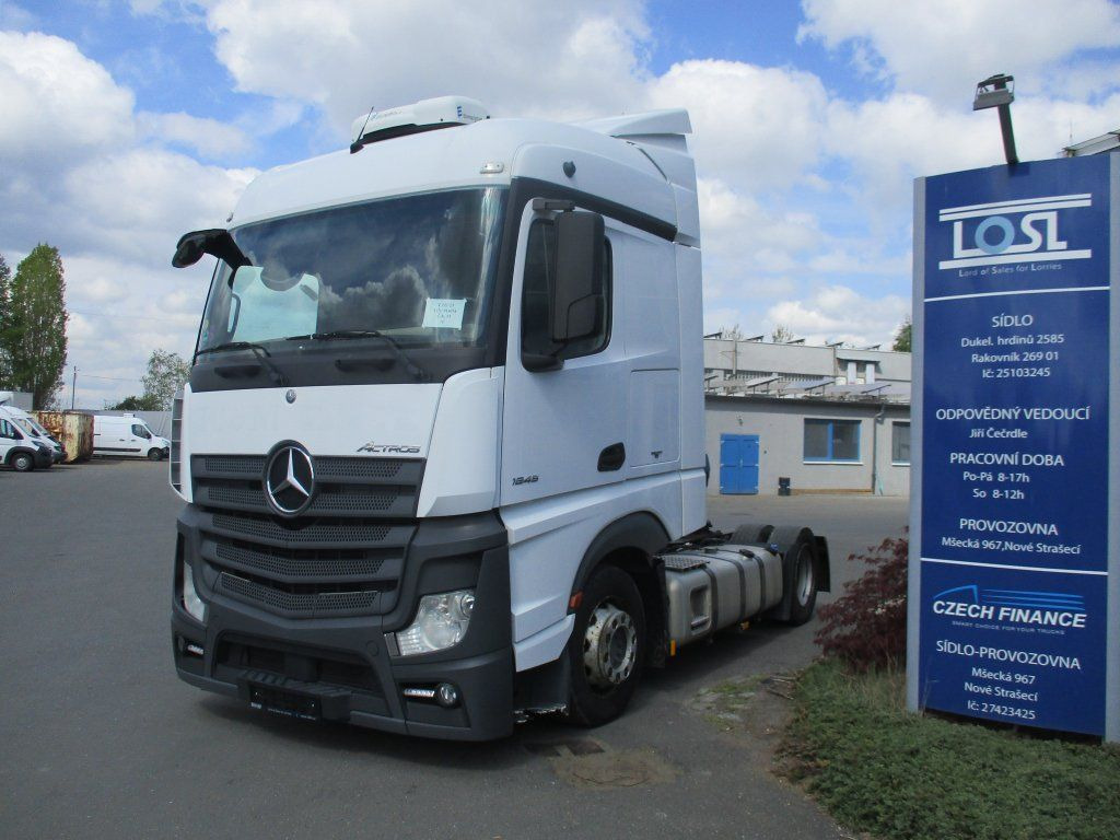 Mercedes-Benz 1845 Actros EURO 6 MEGA/lowdeck - Trekker: afbeelding 1 Mercedes-Benz 1845 Actros EURO 6 MEGA/lowdeck - Trekker: afbeelding 1
