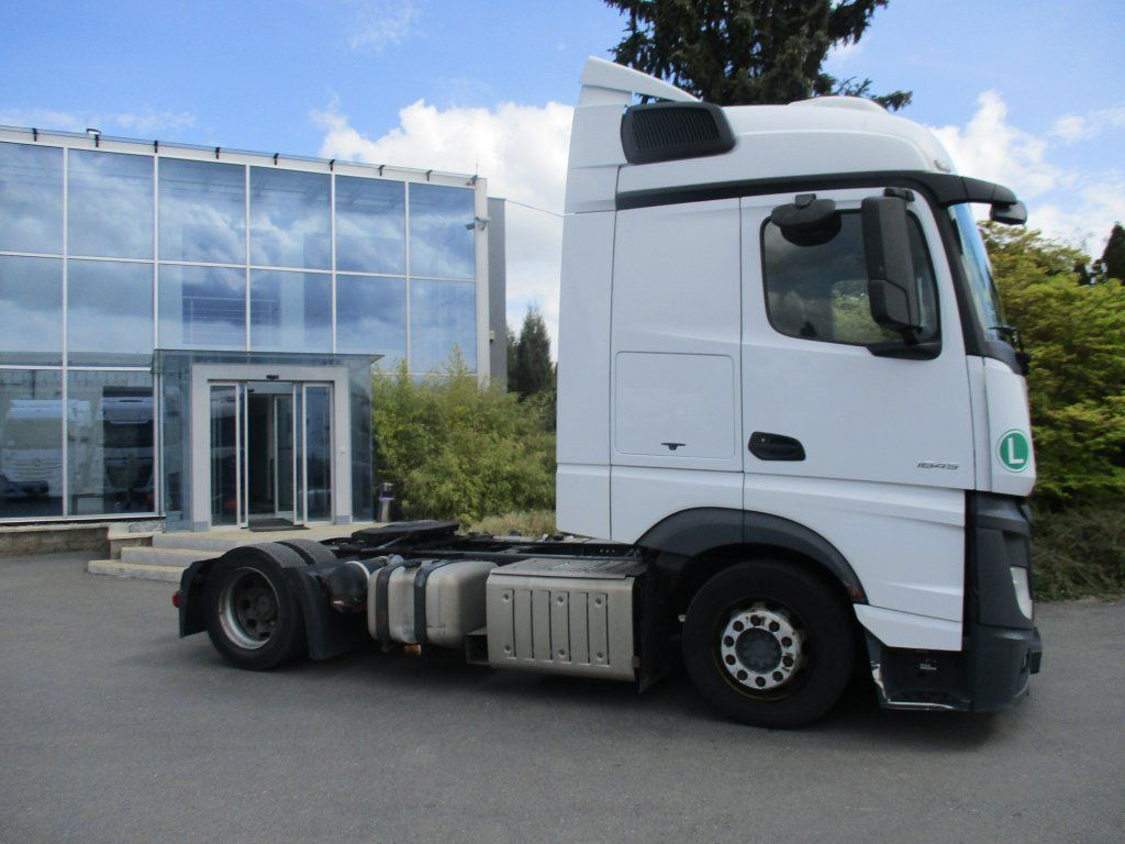 Mercedes-Benz 1845 Actros EURO 6 MEGA/lowdeck - Trekker: afbeelding 3 Mercedes-Benz 1845 Actros EURO 6 MEGA/lowdeck - Trekker: afbeelding 3