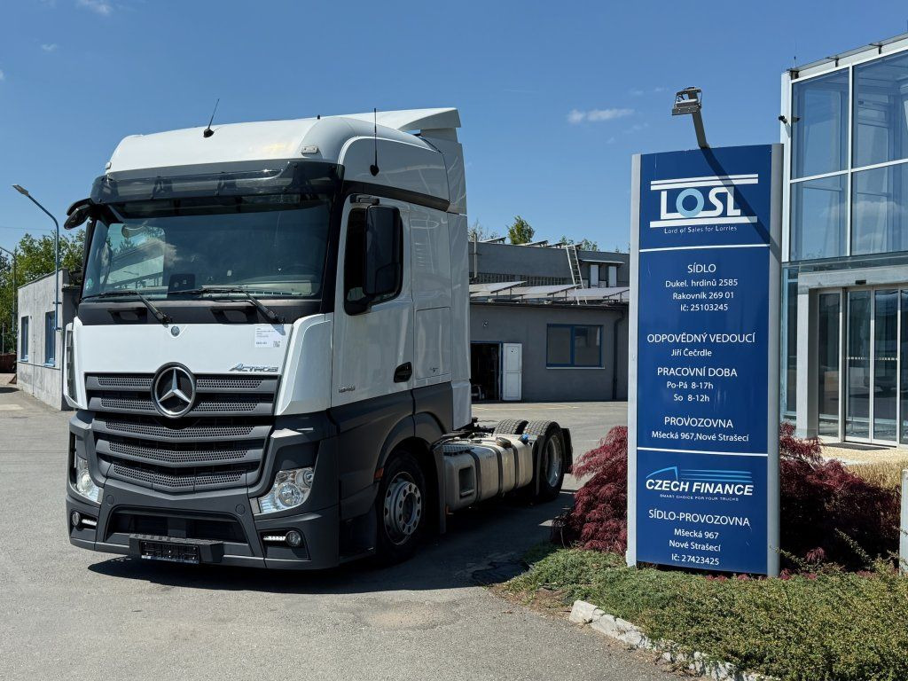 Mercedes-Benz 1845 Actros EURO 6 MEGA/lowdeck - Trekker: afbeelding 1 Mercedes-Benz 1845 Actros EURO 6 MEGA/lowdeck - Trekker: afbeelding 1