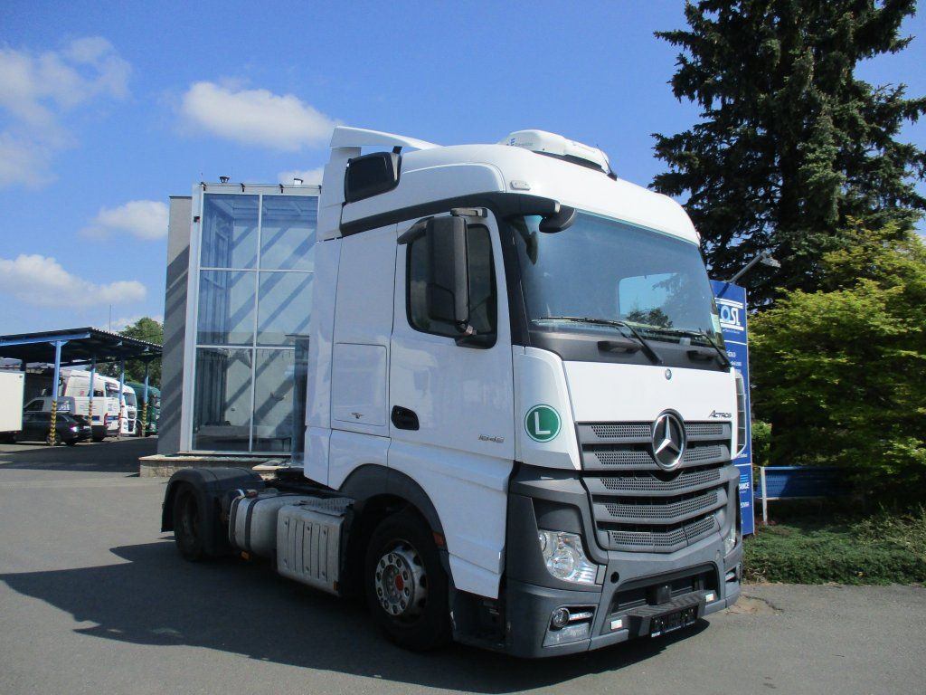 Mercedes-Benz 1845 Actros EURO 6 MEGA/lowdeck - Trekker: afbeelding 2 Mercedes-Benz 1845 Actros EURO 6 MEGA/lowdeck - Trekker: afbeelding 2