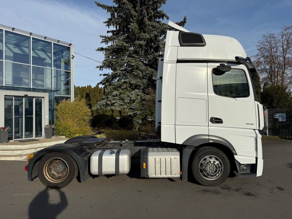 Mercedes-Benz 1848 Actros Gigaspace MEGA/lowdeck NEW TACHO - Trekker: afbeelding 3 Mercedes-Benz 1848 Actros Gigaspace MEGA/lowdeck NEW TACHO - Trekker: afbeelding 3