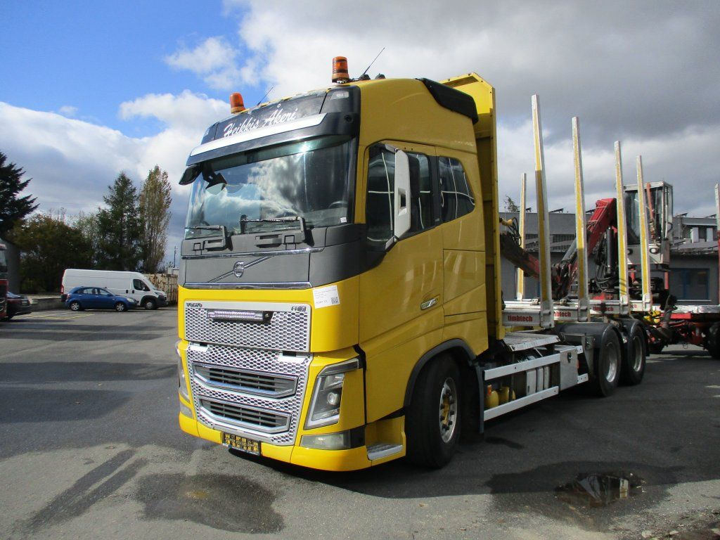 Volvo FH 16 750 6x4 + Fliegl - Houttransport, Kraanwagen: afbeelding 2 Volvo FH 16 750 6x4 + Fliegl - Houttransport, Kraanwagen: afbeelding 2