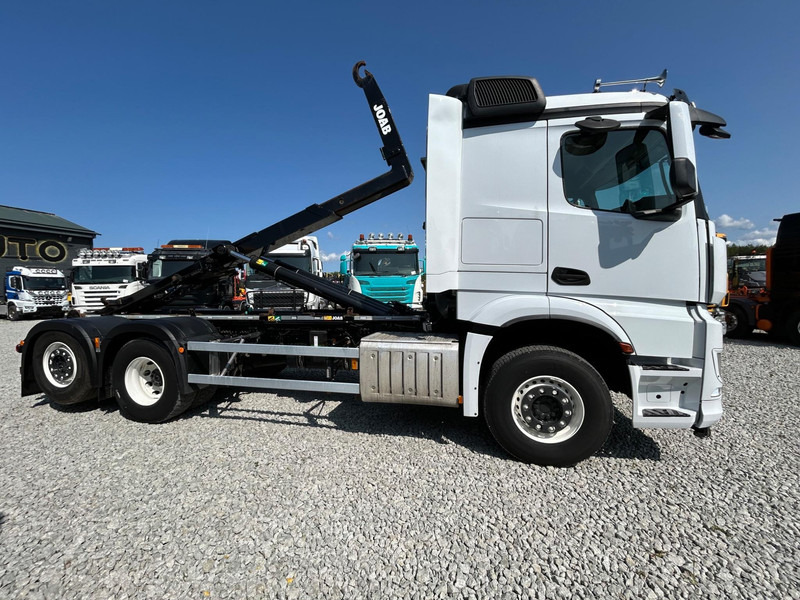 Mercedes-Benz AROCS + JOAB 20t | TULOSSA - Haakarmsysteem vrachtwagen: afbeelding 4 Mercedes-Benz AROCS + JOAB 20t | TULOSSA - Haakarmsysteem vrachtwagen: afbeelding 4