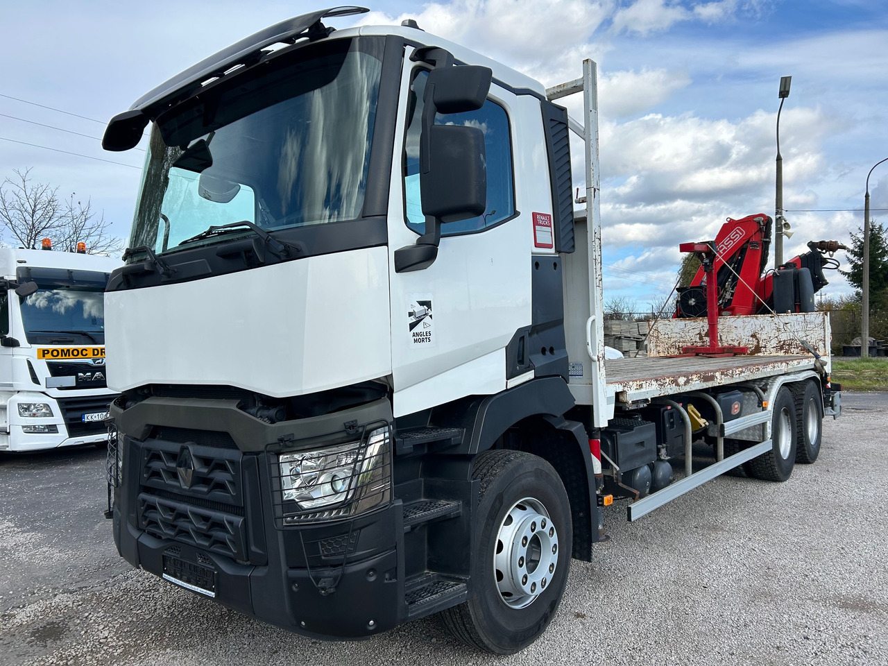 RENAULT C380 6X4 / FASSI F215A + REMOTE / ROTATOR - Kraanwagen: afbeelding 1 RENAULT C380 6X4 / FASSI F215A + REMOTE / ROTATOR - Kraanwagen: afbeelding 1