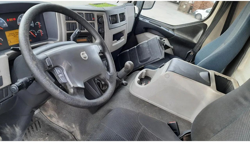 Volvo FL 240 - Schuifzeilen vrachtwagen: afbeelding 5 Volvo FL 240 - Schuifzeilen vrachtwagen: afbeelding 5