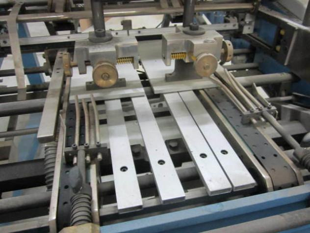 Fidia Dora-Combi Folder Folding Gluing Machine - Vouwmachine: afbeelding 4 Fidia Dora-Combi Folder Folding Gluing Machine - Vouwmachine: afbeelding 4