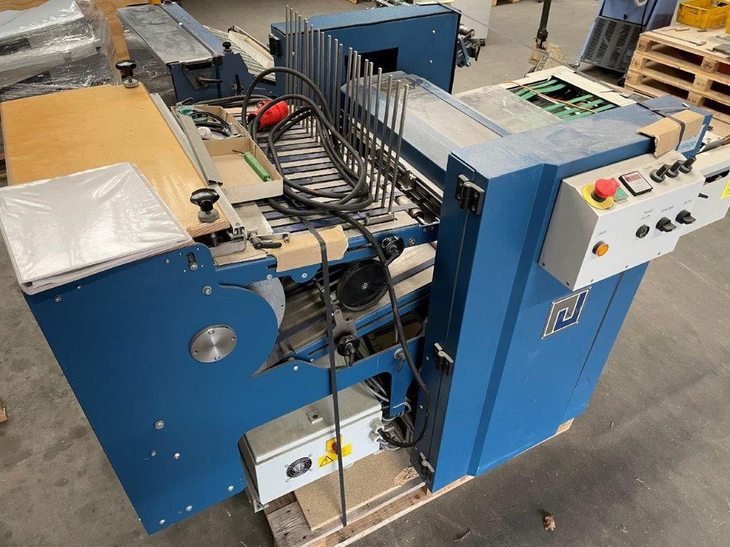 Flat pile delivery AKM PSA 60 Pharma with press - Drukmachine: afbeelding 1 Flat pile delivery AKM PSA 60 Pharma with press - Drukmachine: afbeelding 1