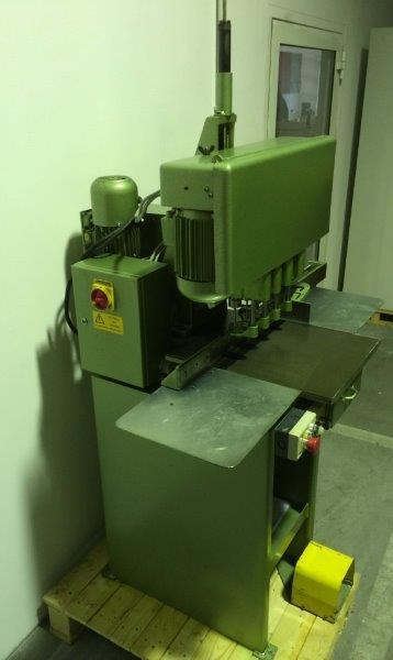 Hang 136-4 four spindle paper drilling machine - Drukmachine: afbeelding 3 Hang 136-4 four spindle paper drilling machine - Drukmachine: afbeelding 3