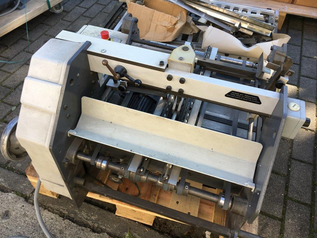 Heidelberg steel KBi 1-36 hook-in cross-fold unit - Vouwmachine: afbeelding 4 Heidelberg steel KBi 1-36 hook-in cross-fold unit - Vouwmachine: afbeelding 4