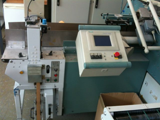 Package delivery with banding Desta PAB 800 - Vouwmachine: afbeelding 1 Package delivery with banding Desta PAB 800 - Vouwmachine: afbeelding 1