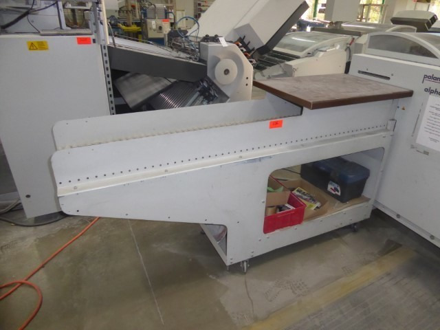 Stacking display Palamides alpha 500 - Vouwmachine: afbeelding 2 Stacking display Palamides alpha 500 - Vouwmachine: afbeelding 2