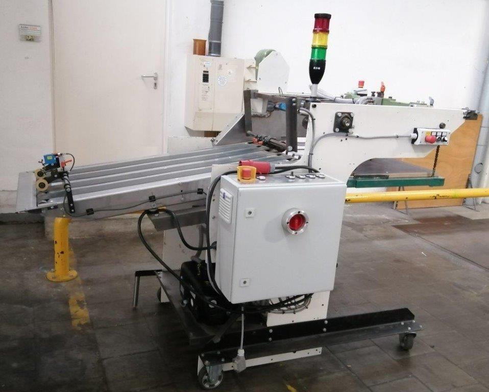 Werner Achilles Sondermaschinenbau - automatic mobile feeder for paper / cardboard - small size up to 50x60 cm - Vouwmachine: afbeelding 3 Werner Achilles Sondermaschinenbau - automatic mobile feeder for paper / cardboard - small size up to 50x60 cm - Vouwmachine: afbeelding 3