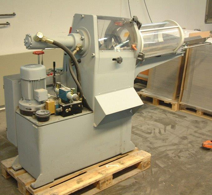 Small label die cutting machine Gerhard BUSCH type A - Papiersnijmachine: afbeelding 5 Small label die cutting machine Gerhard BUSCH type A - Papiersnijmachine: afbeelding 5