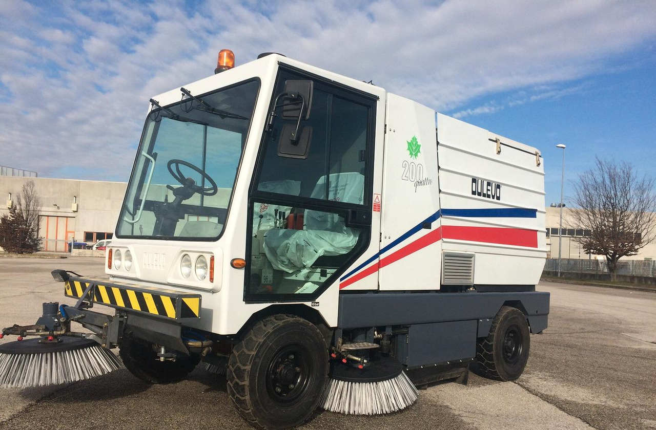 DULEVO 200/4 - Veegwagen: afbeelding 1 DULEVO 200/4 - Veegwagen: afbeelding 1