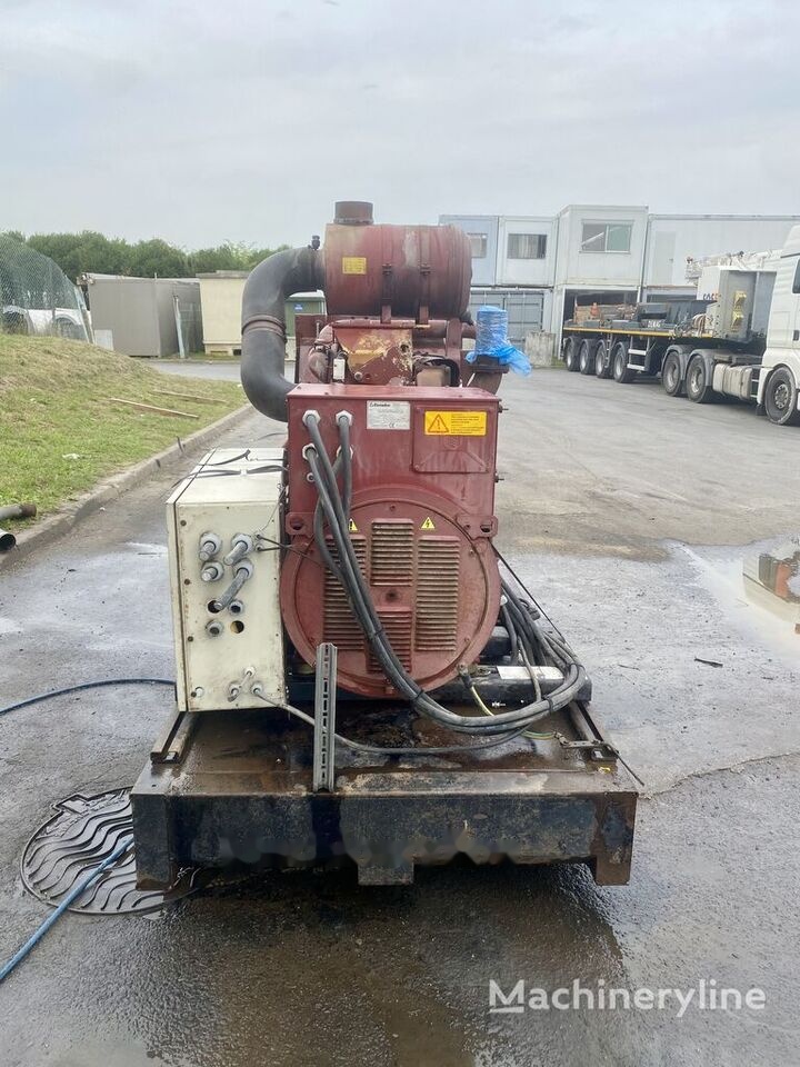 Genelec 300 kVa IVECO - Industrie generator: afbeelding 3 Genelec 300 kVa IVECO - Industrie generator: afbeelding 3