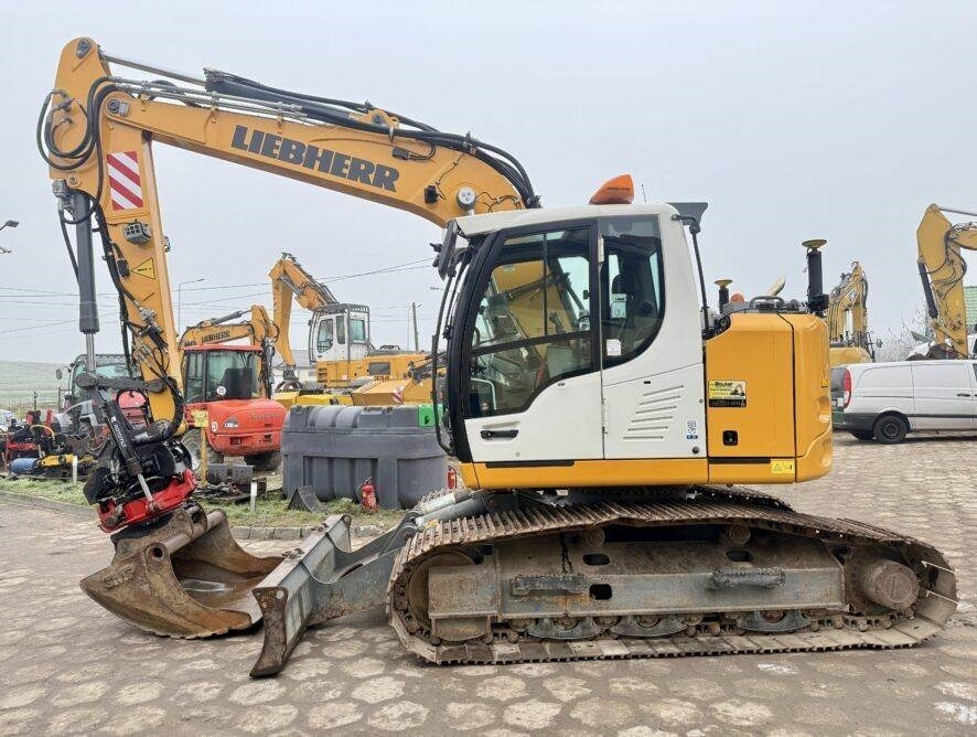 Liebherr R914 STD Compact Rototilt LEICA 3D GPS MCP80 - Minigraafmachine: afbeelding 1 Liebherr R914 STD Compact Rototilt LEICA 3D GPS MCP80 - Minigraafmachine: afbeelding 1