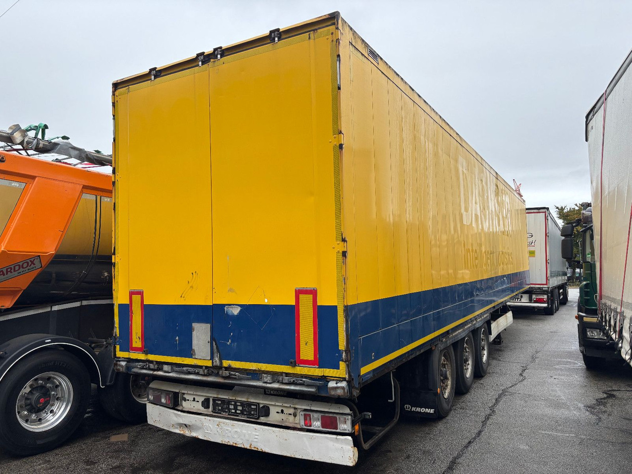 Krone SD Textilkoffer/Luft/Scheibe - Gesloten oplegger: afbeelding 4 Krone SD Textilkoffer/Luft/Scheibe - Gesloten oplegger: afbeelding 4