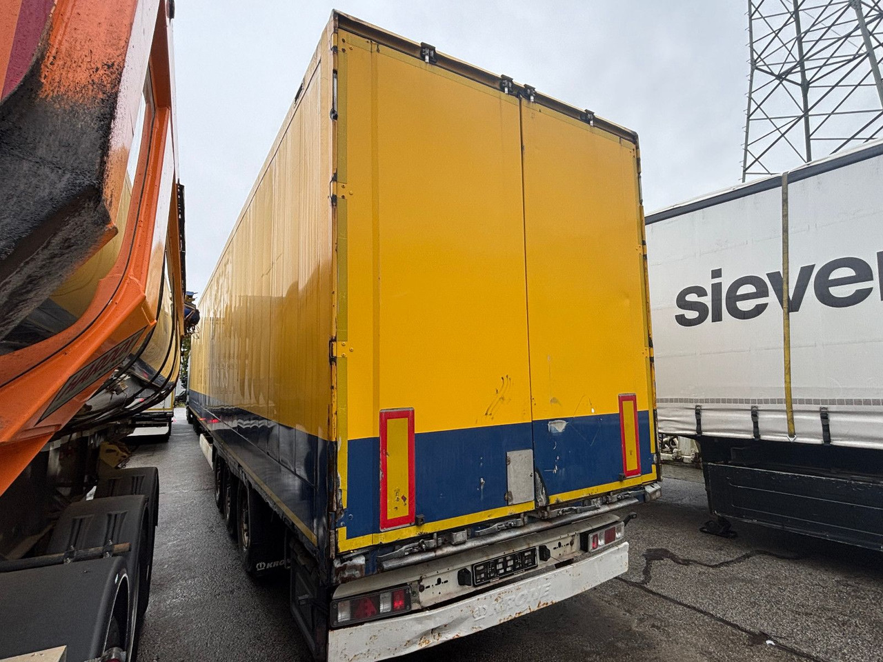 Krone SD Textilkoffer/Luft/Scheibe - Gesloten oplegger: afbeelding 5 Krone SD Textilkoffer/Luft/Scheibe - Gesloten oplegger: afbeelding 5