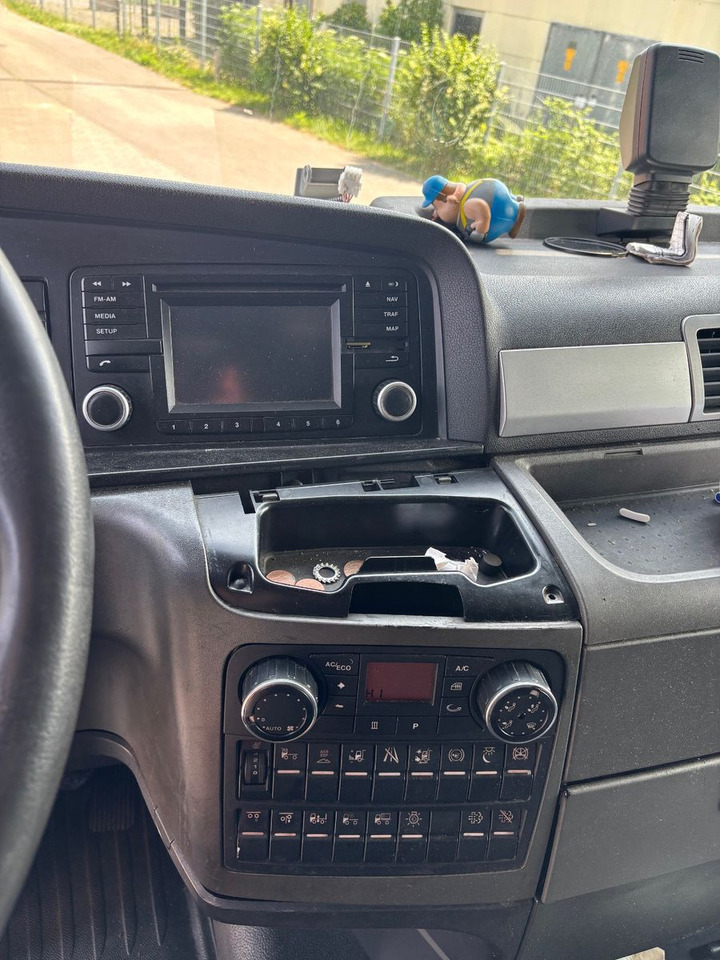 MAN TGX 26.400 Retarder/Lift/ - Containertransporter/ Wissellaadbak vrachtwagen: afbeelding 5 MAN TGX 26.400 Retarder/Lift/ - Containertransporter/ Wissellaadbak vrachtwagen: afbeelding 5