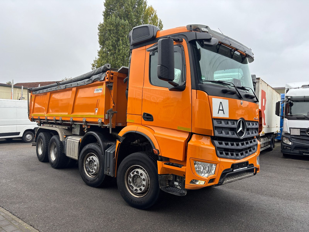 Mercedes-Benz Arocs 3248 8x4 MP5 Bordmatik/Klima/Plane - Kipper vrachtwagen: afbeelding 1 Mercedes-Benz Arocs 3248 8x4 MP5 Bordmatik/Klima/Plane - Kipper vrachtwagen: afbeelding 1
