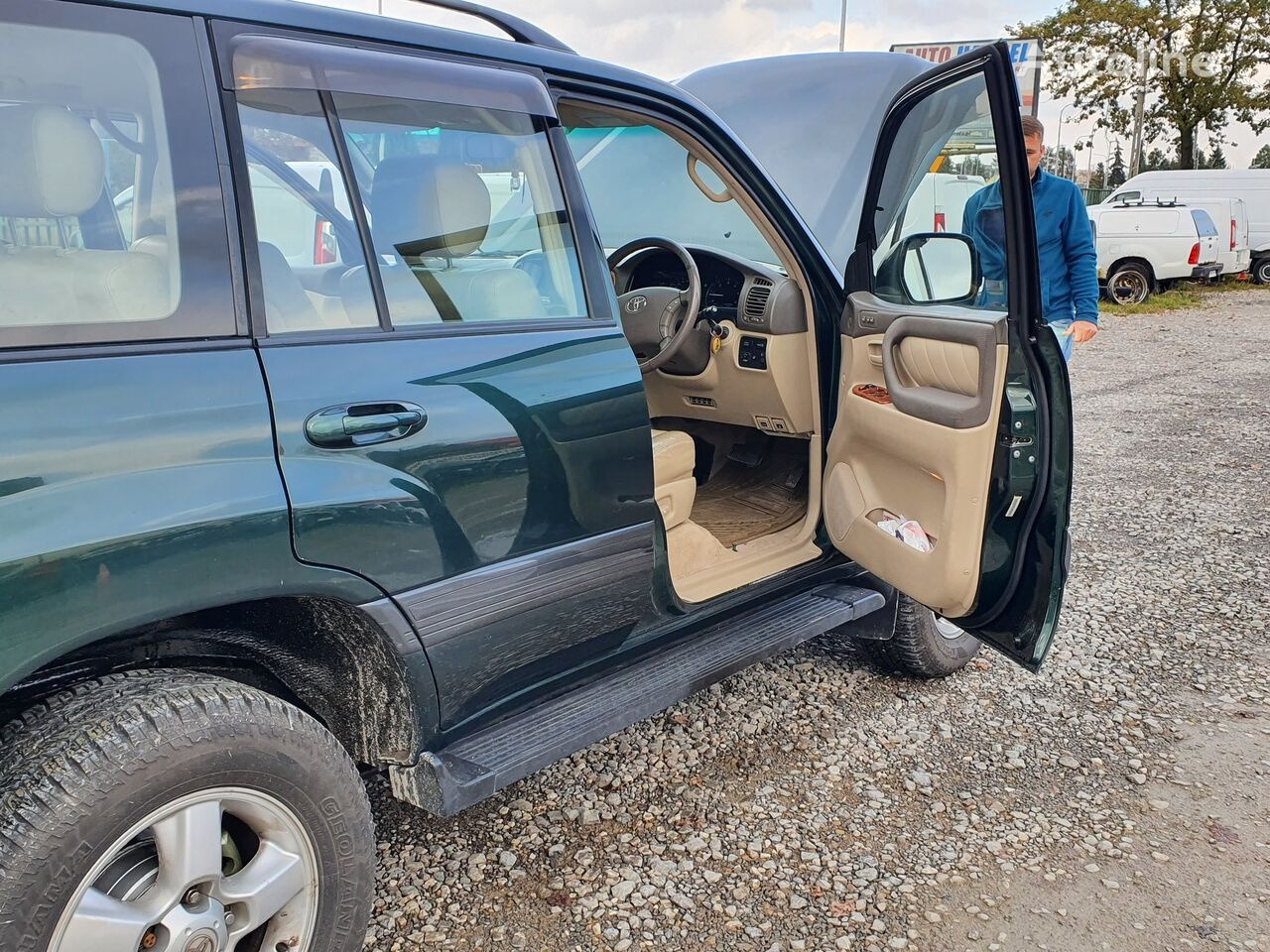 Toyota LAND CRUISER 100 4,2 TD KLIMA 7 OSOB - Personenwagen: afbeelding 4 Toyota LAND CRUISER 100 4,2 TD KLIMA 7 OSOB - Personenwagen: afbeelding 4