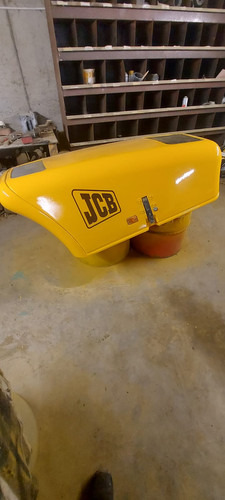 JCB Bonnet - Motorkap voor Bouwmachine: afbeelding 1 JCB Bonnet - Motorkap voor Bouwmachine: afbeelding 1