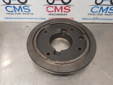 Case 4230 Brake Piston And Bearing Carrier 399770r2, 399769r2, 193373a1 - Remdelen voor Tractor: afbeelding 3 Case 4230 Brake Piston And Bearing Carrier 399770r2, 399769r2, 193373a1 - Remdelen voor Tractor: afbeelding 3