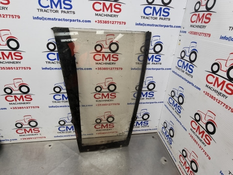 Case 5140, 5120, 5130, 5140, 5150 Cab Knee Glass Lh 1330876c1 - Raam en onderdelen: afbeelding 1 Case 5140, 5120, 5130, 5140, 5150 Cab Knee Glass Lh 1330876c1 - Raam en onderdelen: afbeelding 1