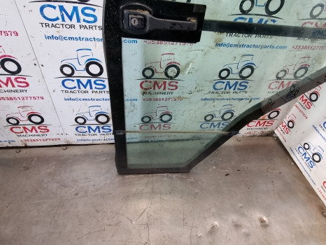 Case 5140, 5120, 5240, 5130 Cab Door Left Assembly 1546807c2, 1330931c1 - Deur en onderdelen: afbeelding 5 Case 5140, 5120, 5240, 5130 Cab Door Left Assembly 1546807c2, 1330931c1 - Deur en onderdelen: afbeelding 5