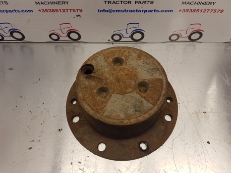 Case Hub Cover 4472452036 Zf Apl 330 81437c1 - Naaf voor Tractor: afbeelding 2 Case Hub Cover 4472452036 Zf Apl 330 81437c1 - Naaf voor Tractor: afbeelding 2