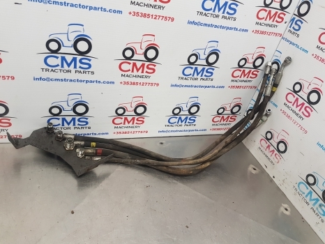 Claas Arion 530, 500, 600 Steering Lines And Bracket 0021514903, 0021553961 - Stuurinrichting: afbeelding 1 Claas Arion 530, 500, 600 Steering Lines And Bracket 0021514903, 0021553961 - Stuurinrichting: afbeelding 1