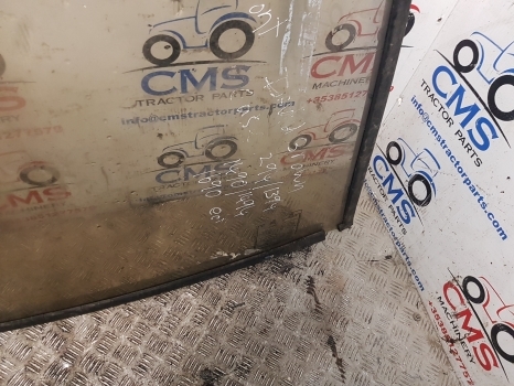 David Brown Case 90, 94 Series 1290, 1394, 1294 Windscreen K262895 K303699 - Raam en onderdelen voor Tractor: afbeelding 3 David Brown Case 90, 94 Series 1290, 1394, 1294 Windscreen K262895 K303699 - Raam en onderdelen voor Tractor: afbeelding 3
