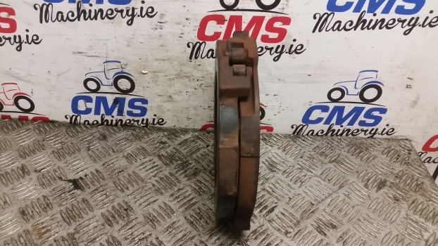 Deutz Agrotron 6.15 Rear Axle Brake Actuator Plate 04423836 - Remdelen voor Tractor: afbeelding 4 Deutz Agrotron 6.15 Rear Axle Brake Actuator Plate 04423836 - Remdelen voor Tractor: afbeelding 4