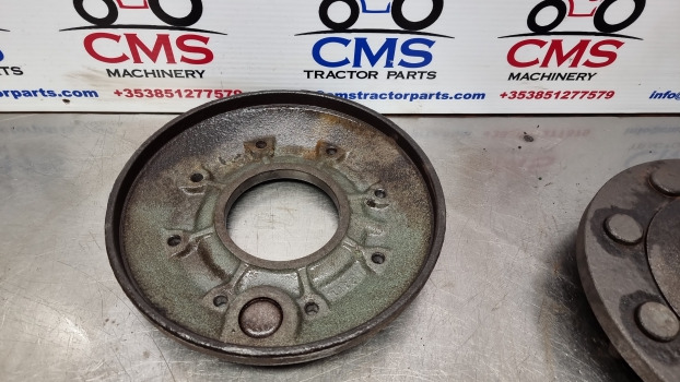 Deutz D 6806, Dx3, 7807, 6807, Rear Axle Flange Cover 04333820 - Achterass: afbeelding 5 Deutz D 6806, Dx3, 7807, 6807, Rear Axle Flange Cover 04333820 - Achterass: afbeelding 5