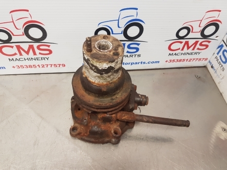 Fiat 1180, 1280, 1380, 1180dt, 666, 540 Water Pump Parts Only 4679242 - Waterpomp voor Tractor: afbeelding 1 Fiat 1180, 1280, 1380, 1180dt, 666, 540 Water Pump Parts Only 4679242 - Waterpomp voor Tractor: afbeelding 1