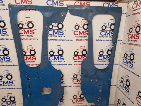 Ford 5000, 7000 Cab Front Quarter Panels, New Type Straight Window Kit Fs003 - Raam en onderdelen: afbeelding 2 Ford 5000, 7000 Cab Front Quarter Panels, New Type Straight Window Kit Fs003 - Raam en onderdelen: afbeelding 2