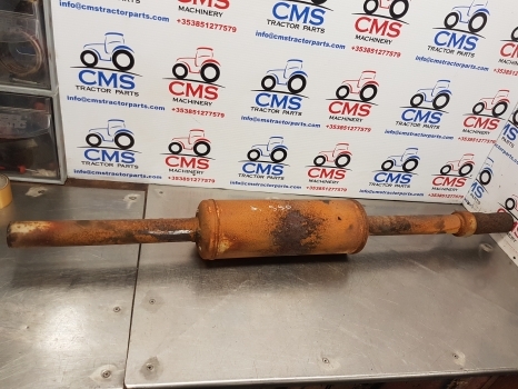 Ford 550, 555, 655 Muffler D9nn5230ha17m, D6nn5230f17m, 83954516 - Geluiddemper voor Graaflaadmachine: afbeelding 1 Ford 550, 555, 655 Muffler D9nn5230ha17m, D6nn5230f17m, 83954516 - Geluiddemper voor Graaflaadmachine: afbeelding 1