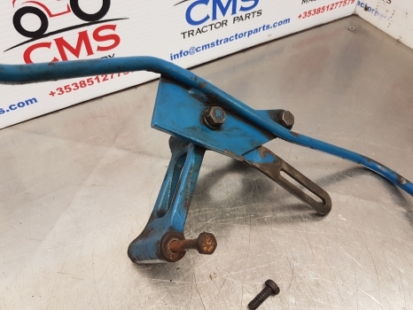 Ford 6610, 6410 Alternator Bracket E4nn10039aa, 83949802, D8nn8n096aa - Dynamo voor Tractor: afbeelding 3 Ford 6610, 6410 Alternator Bracket E4nn10039aa, 83949802, D8nn8n096aa - Dynamo voor Tractor: afbeelding 3