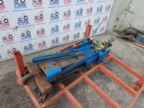 Ford 7610, 6610, 7710, 10 Series, Pick Up Hitch Complete Edpne967b - Frame/ Chassis: afbeelding 2 Ford 7610, 6610, 7710, 10 Series, Pick Up Hitch Complete Edpne967b - Frame/ Chassis: afbeelding 2