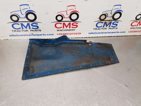 Ford 7910, 7810, 8210 Engine Side Guard, Shield Grill F0nn10n333aa11b - Rooster: afbeelding 3 Ford 7910, 7810, 8210 Engine Side Guard, Shield Grill F0nn10n333aa11b - Rooster: afbeelding 3