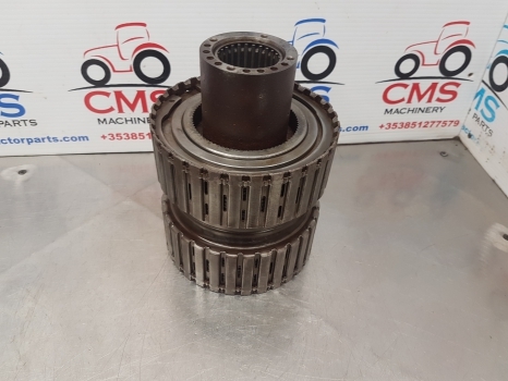 Ford New Holland 40 And Ts Series Rear Clutch Housing (kit With Shaft) 82036853 - Koppeling en onderdelen voor Landbouwmachine: afbeelding 1 Ford New Holland 40 And Ts Series Rear Clutch Housing (kit With Shaft) 82036853 - Koppeling en onderdelen voor Landbouwmachine: afbeelding 1