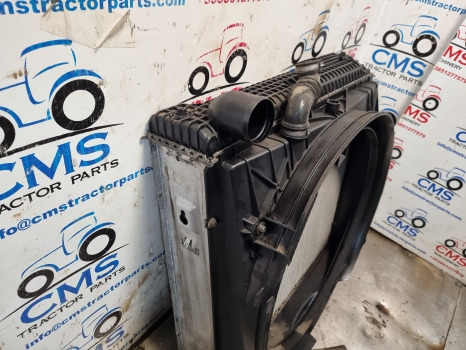 John Deere 6145r, 6r, Engine Water Cooling Radiator Bent For Parts Al220810 - Radiateur: afbeelding 3 John Deere 6145r, 6r, Engine Water Cooling Radiator Bent For Parts Al220810 - Radiateur: afbeelding 3