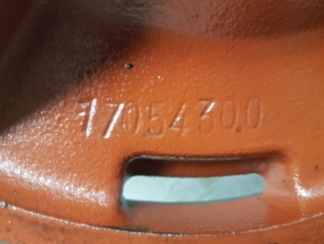 Lamborghini 1106 Same Laser 110 Rear Axle Brake Plate Rhs 17054300, 0.170.5430.0 - Remdelen voor Tractor: afbeelding 4 Lamborghini 1106 Same Laser 110 Rear Axle Brake Plate Rhs 17054300, 0.170.5430.0 - Remdelen voor Tractor: afbeelding 4