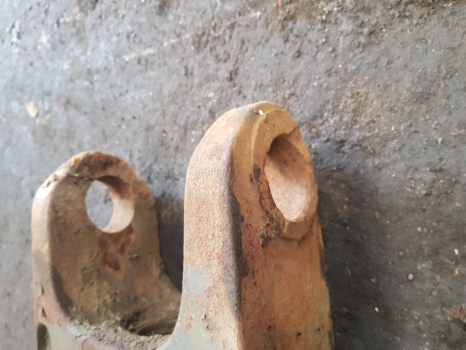Landini Blizzard Massey Ferguson Front Axle Ng200cd Beam 3426701m95, 3426704r5 - As en onderdelen voor Tractor: afbeelding 3 Landini Blizzard Massey Ferguson Front Axle Ng200cd Beam 3426701m95, 3426704r5 - As en onderdelen voor Tractor: afbeelding 3