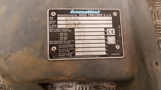 Landini Mythos Series 115 Cab Interior Plastic Panel Facing 3669391m1, 3669390m1 - Cabine en interieur voor Tractor: afbeelding 3 Landini Mythos Series 115 Cab Interior Plastic Panel Facing 3669391m1, 3669390m1 - Cabine en interieur voor Tractor: afbeelding 3