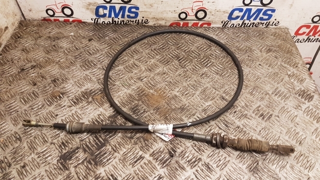 Landini Mythos Series 115 Control Cable 2. Please Check The Photos. - Cabine en interieur voor Tractor: afbeelding 1 Landini Mythos Series 115 Control Cable 2. Please Check The Photos. - Cabine en interieur voor Tractor: afbeelding 1