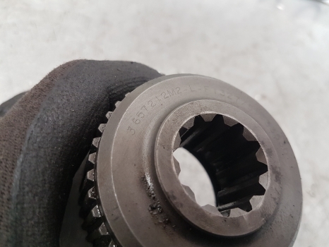 Landini Vision 85, 95, 80, 105 Pto Clutch Hub Gear 3657212m2 - Transmissie voor Tractor: afbeelding 4 Landini Vision 85, 95, 80, 105 Pto Clutch Hub Gear 3657212m2 - Transmissie voor Tractor: afbeelding 4