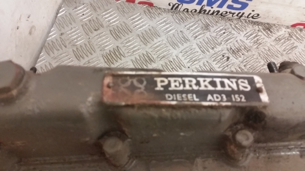 Massey Ferguson 133, 135, 140, 145, 148, 150, Ad3.152 Cylinder Head Assy 86550 - Cilinderkop voor Tractor: afbeelding 3 Massey Ferguson 133, 135, 140, 145, 148, 150, Ad3.152 Cylinder Head Assy 86550 - Cilinderkop voor Tractor: afbeelding 3