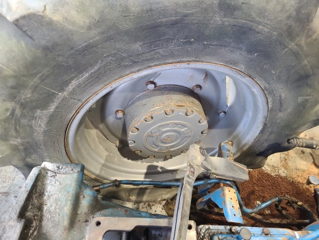 Massey Ferguson 265, 275, 290, 690, 698, 699 Front Wheel Rim 13.6.r24 - Velg voor Landbouwmachine: afbeelding 2 Massey Ferguson 265, 275, 290, 690, 698, 699 Front Wheel Rim 13.6.r24 - Velg voor Landbouwmachine: afbeelding 2