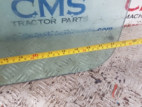Massey Ferguson 50 Hx Cab Side Rear Glass Left. - Raam en onderdelen voor Graaflaadmachine: afbeelding 3 Massey Ferguson 50 Hx Cab Side Rear Glass Left. - Raam en onderdelen voor Graaflaadmachine: afbeelding 3